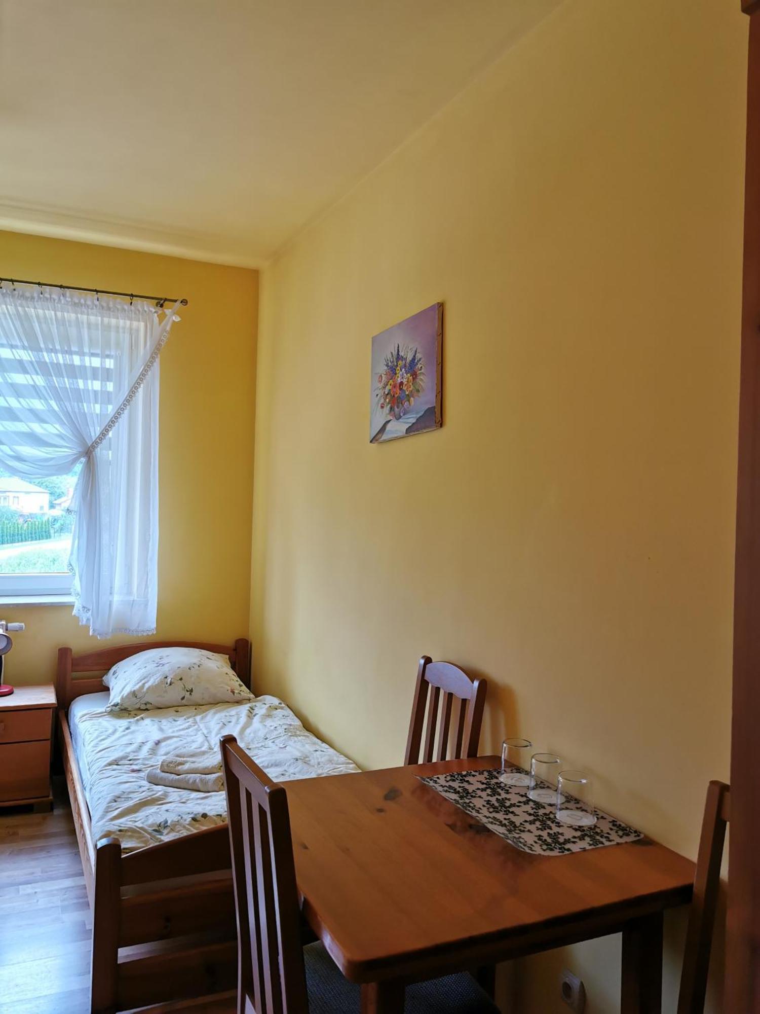 Pensjonat pod Pieprzówkami Zalesie Gorzyckie Exterior foto
